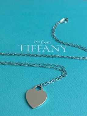 Tiffany & Co. Large Blank Heart Tag Necklace on 30” Oval Chain